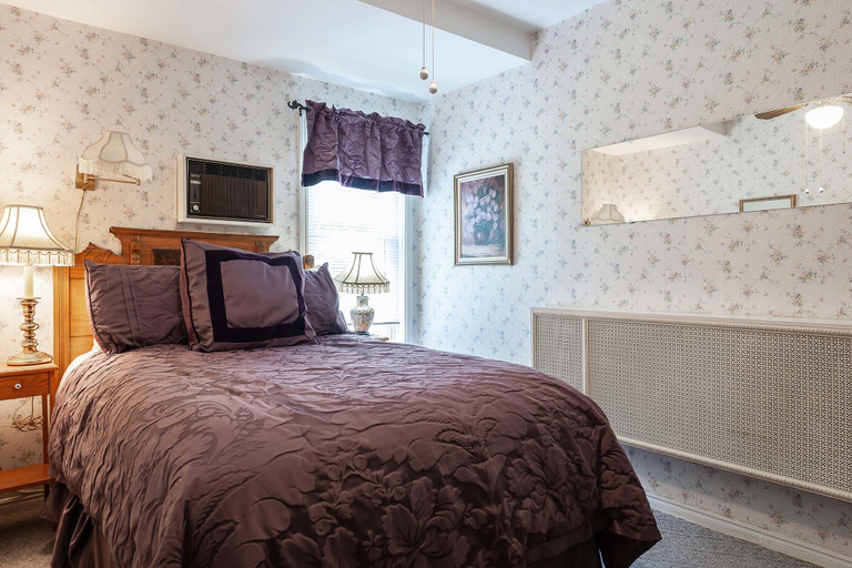 Bedroom 3, Stone Maiden Inn, Perth