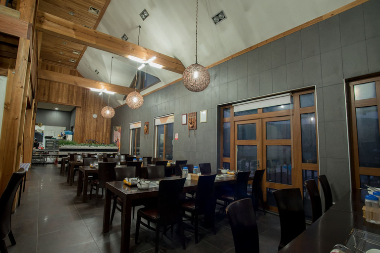 Food & Drinks 5, Club Castle, Hoengseong