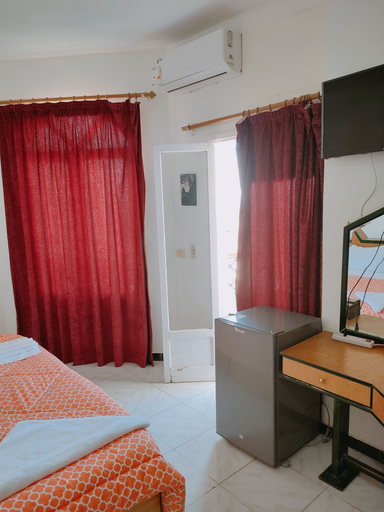 Bedroom 4, Diana Hotel, Al-Ghurdaqah