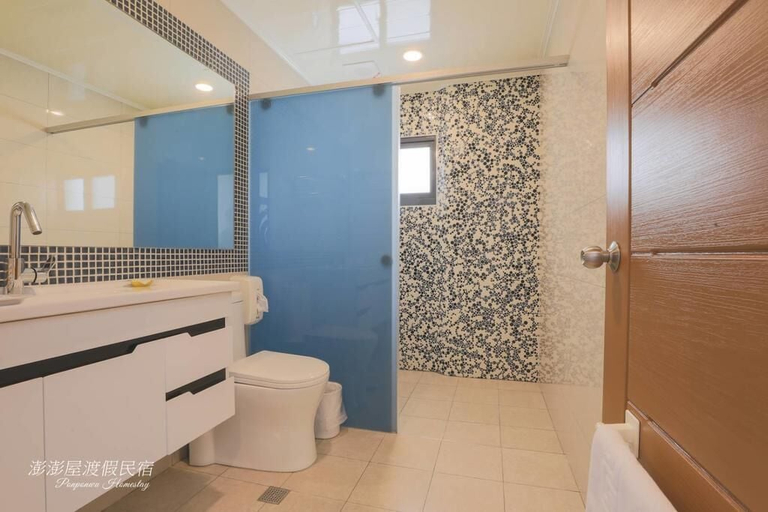 Bathroom 3, Pon Pon Wu Homestay, Penghu