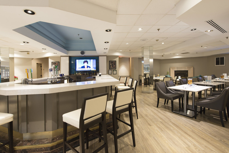 Food & Drinks 5, Toronto Don Valley Hotel and Suites, Toronto