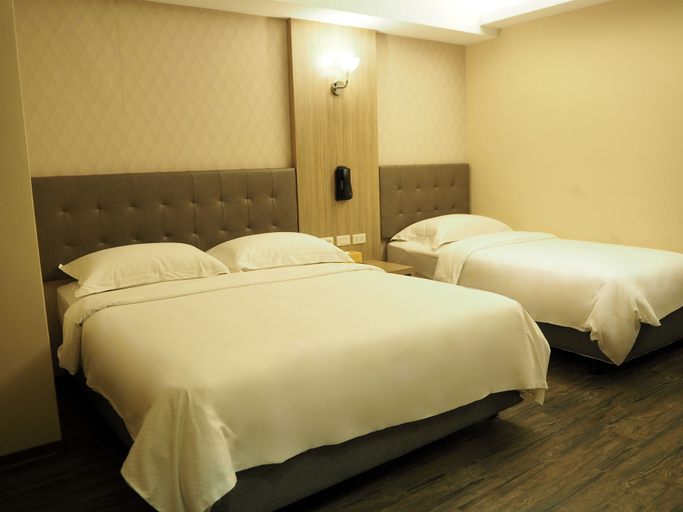 Bedroom 2, The Riverside Hotel International, Kaohsiung