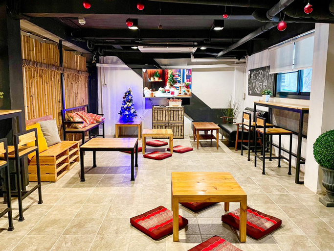 Public Area 8