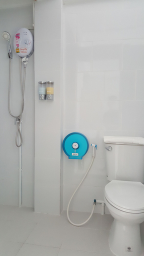 Bathroom 4, The Sugar Hostel, Muang Nonthaburi