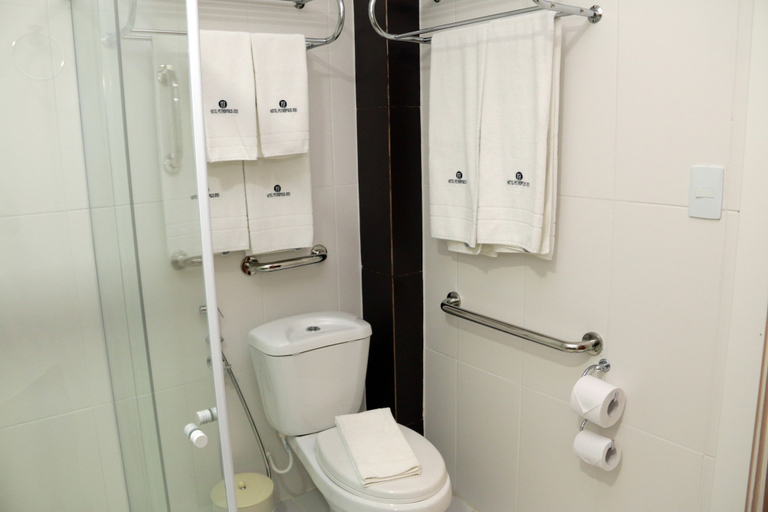 Bathroom 4, Hotel Petropolis Inn, Petrópolis