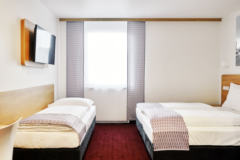 Bedroom 4, McDreams Hotel Düsseldorf-City, Düsseldorf