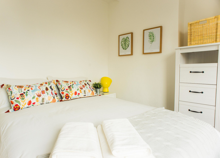 Bedroom 3, Baker Street Apartments by Allô Housing, London