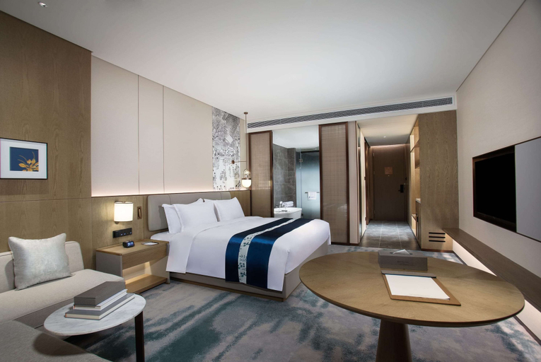 Bedroom 2, Wyndham Zhangshu, Yichun