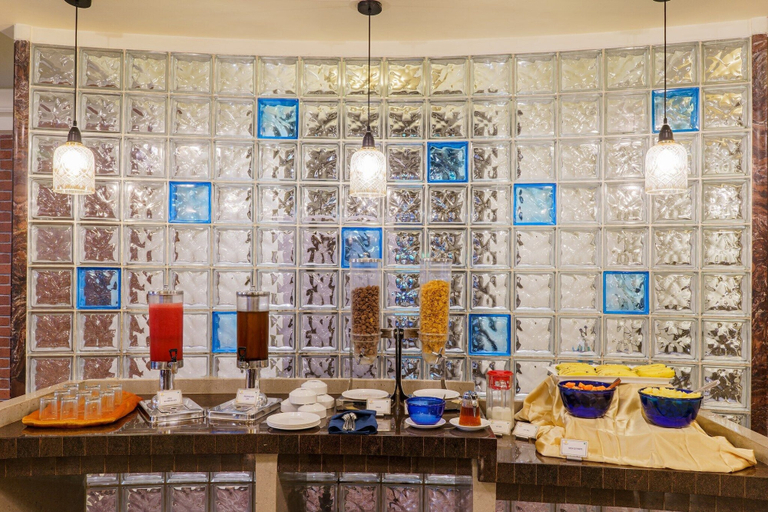 Food & Drinks 5, Valley View Beacon Resort, Satara