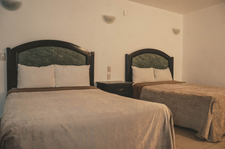 Bedroom 2, Hotel Latino, Guadalajara