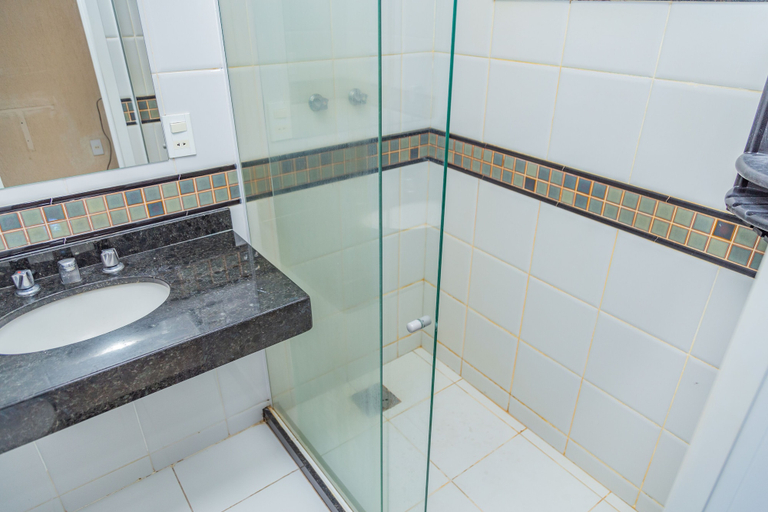 Bathroom 5, Pousada Ondas do Forte, Cabo Frio
