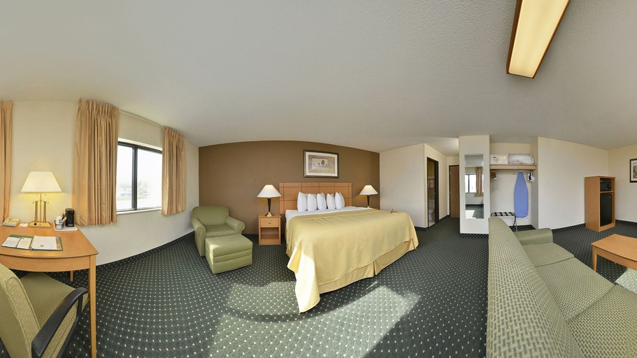 Bedroom 3, Quality Inn Cedar Rapids South, Linn
