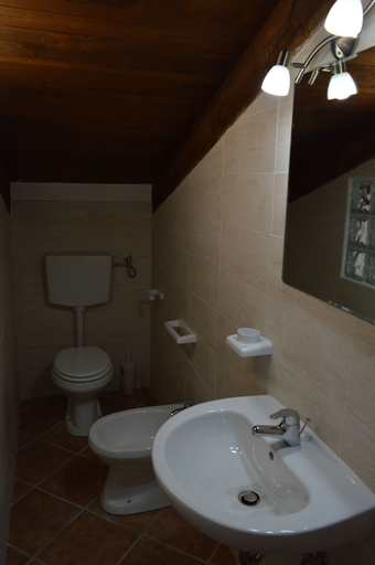 Bathroom 5, B&B Don Peppe, Salerno