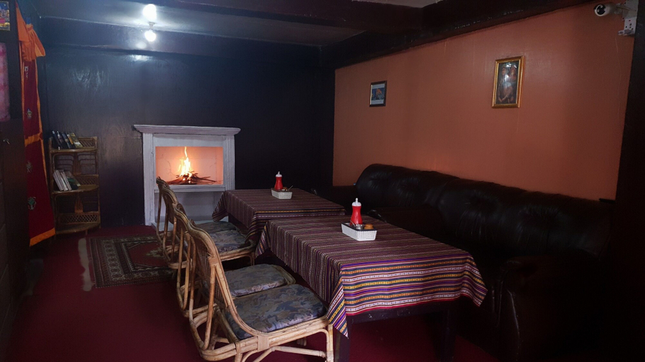 Others 2, Lama Hotel, Sagarmatha