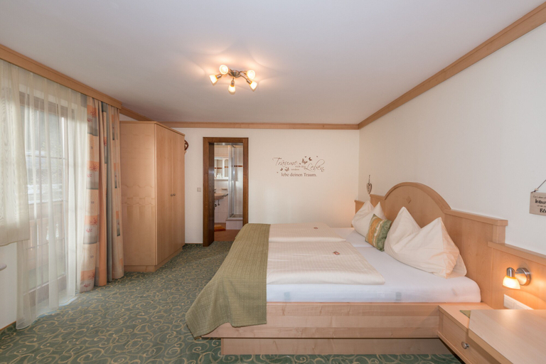 Bedroom 2, Alpenecho, Liezen