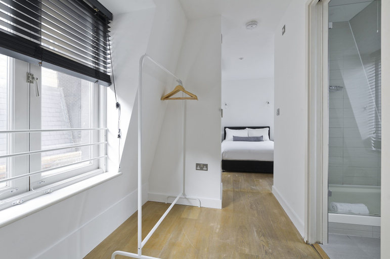 Others 4, Crane Court by City2Stay, London