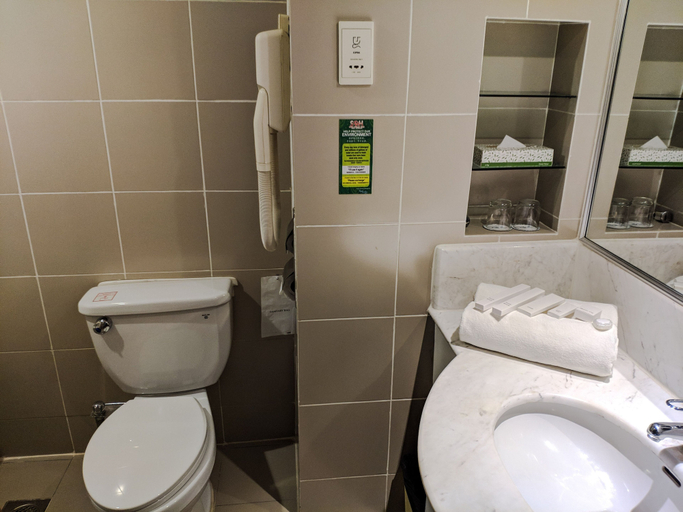 Bathroom 5, Sabah Oriental Hotel, Kota Kinabalu