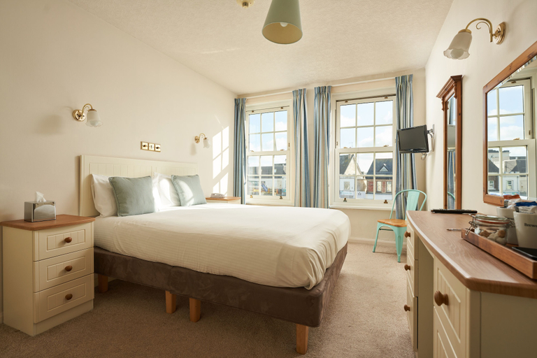Bedroom 4, Great Western Hotel, Cornwall