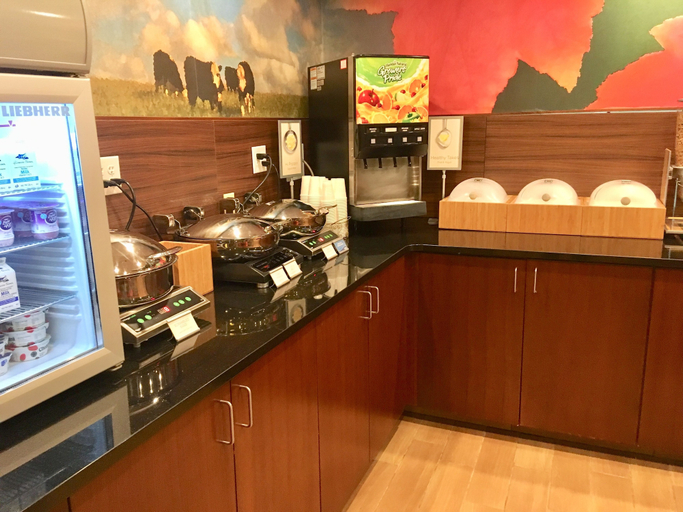 Food & Drinks 4, Fairfield Inn by Marriott Myrtle Beach Broadway at the Beach, Horry