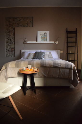 Bedroom 5, Cento Tarì Guest House, Catania
