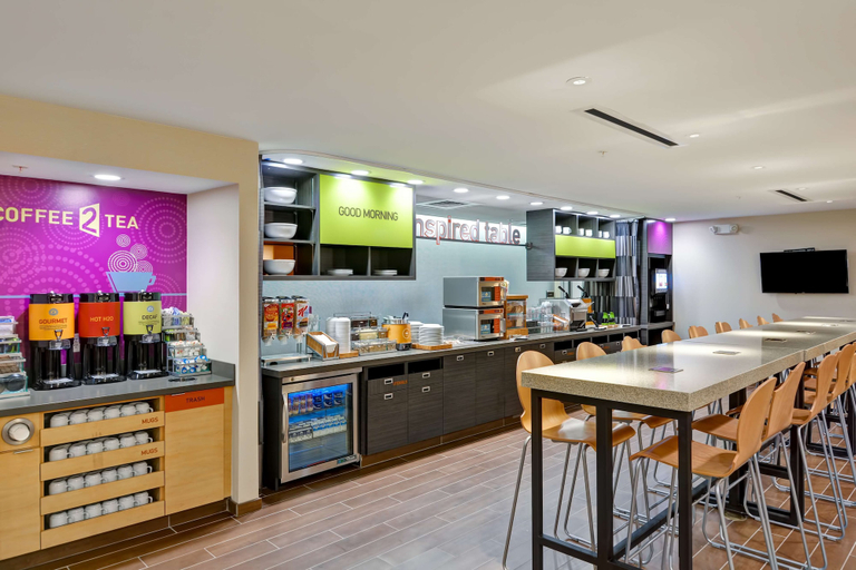 Food & Drinks 5, Home2 Suites by Hilton Stafford Quantico, Stafford