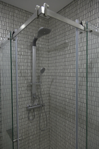 Bathroom 5, Casa das Origens, Vouzela