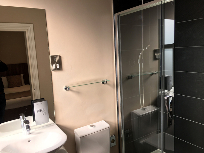 Bathroom 3, The Buxted Inn, East Sussex