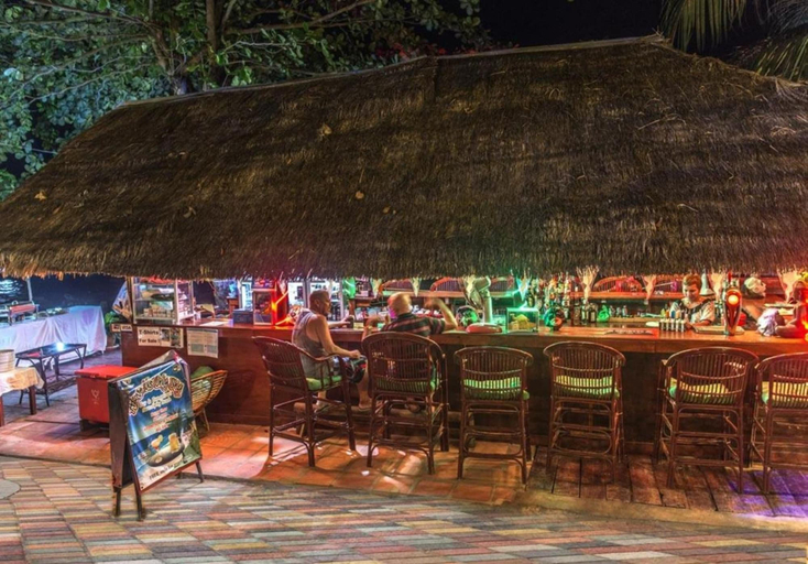 Food & Drinks 3, Above Us Only Sky, Sihanoukville