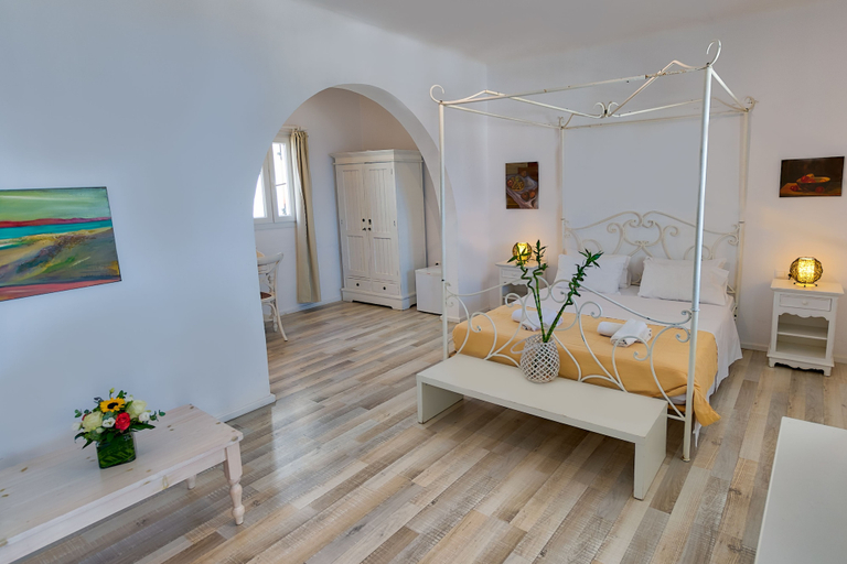 Bedroom 3, With-inn Mykonos Suites, South Aegean