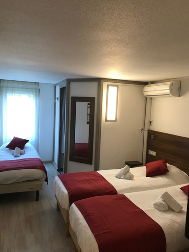 Bedroom 3, Kyriad - Narbonne Sud, Aude