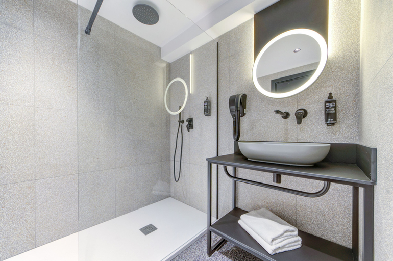 Bathroom 4, Ibis Styles St. Paul's Bay Malta, Saint Paul's Bay