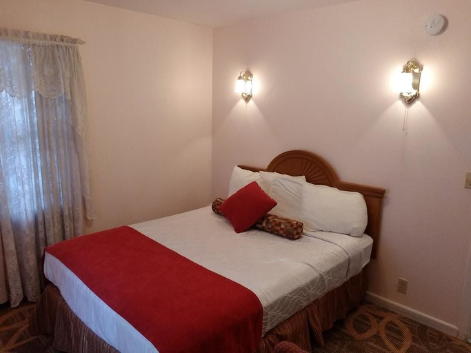 Bedroom 2, Nevada City Inn, Nevada