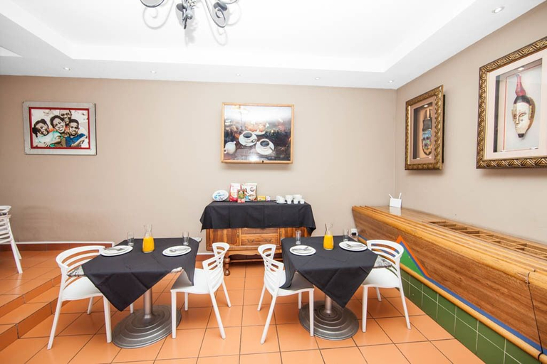 Food & Drinks 5, Vetho 1 Apartments OR Tambo Airport, Ekurhuleni