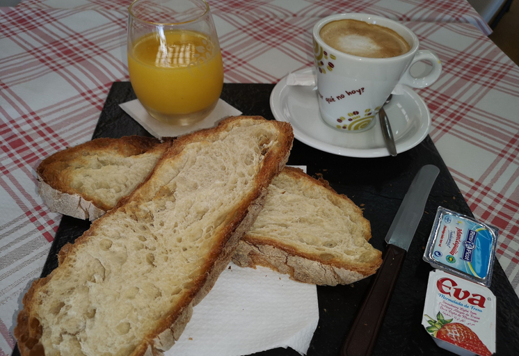 Food & Drinks 5, Crucesinn Albergue - Hostel, A Coruña