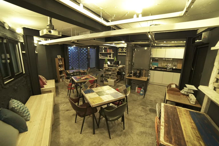 Food & Drinks 4, THAT House - Hostel, Seodaemun