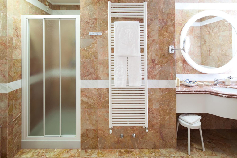 Bathroom 5, HOTEL TERME DUE TORRI - Adults Hideaway & SPA, Padua
