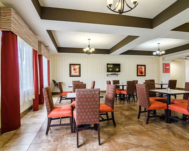 Others 4, Comfort Inn & Suites Lawrence - University Area, Douglas