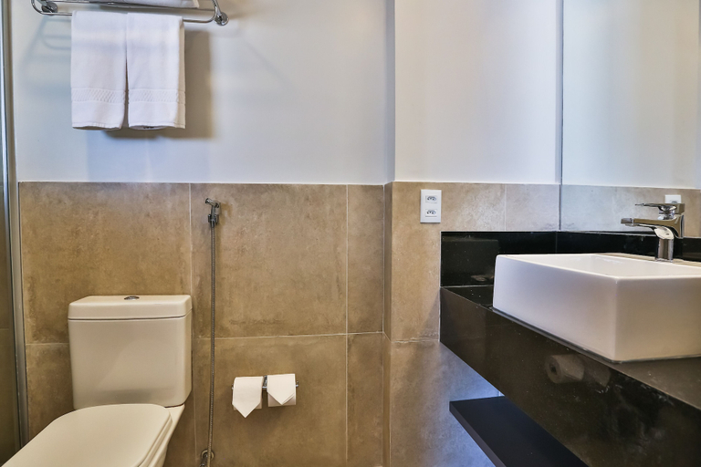 Bathroom 4, San Marino Suite Hotel, Goiania