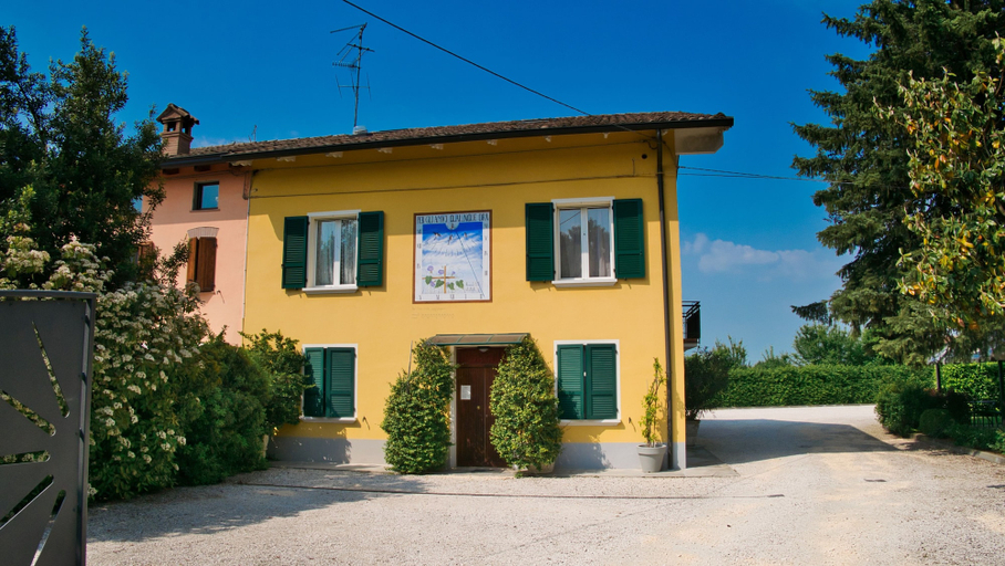 Exterior & Views 2, La Meridiana Affittacamere, Parma