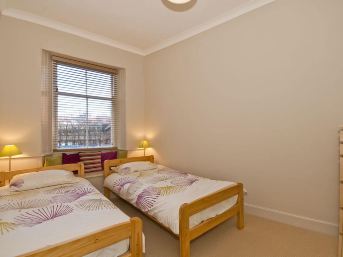 Bedroom 2, Seabreeze, East Lothian