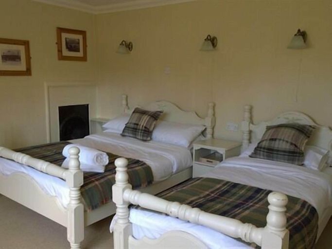 Bedroom 2, The Helyar Arms, Somerset