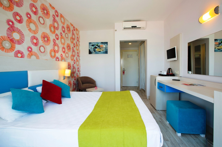 Bedroom 3, Ramada Resort by Wyndham Side, Manavgat