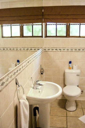 Bathroom 3, Kopano Nokeng, Mangaung