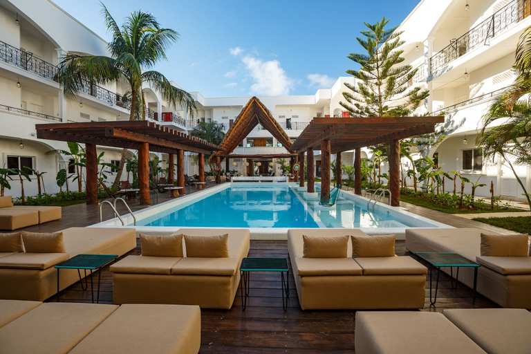 Sport & Beauty 2, HM Playa del Carmen, Cozumel