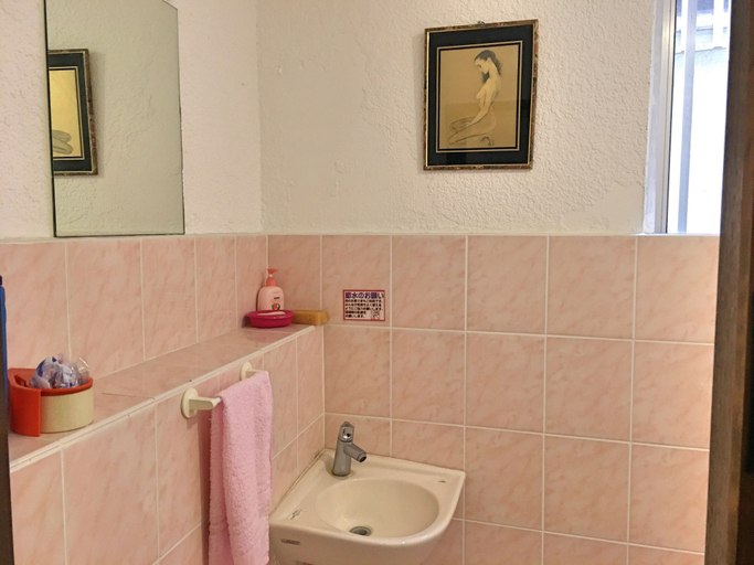 Bathroom 3, Women's Guest House Fukutomi, Naha