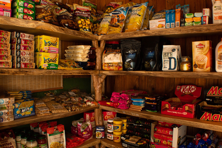 Food & Drinks 5, The Barn Cabins & Camp, Tasman