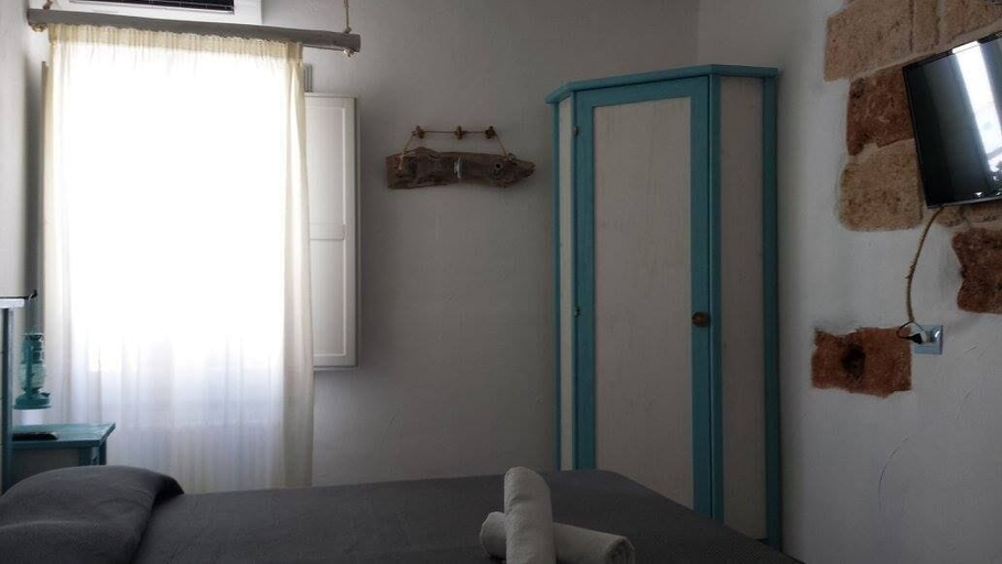 Bedroom 4, Casetta del pescatore, Bari