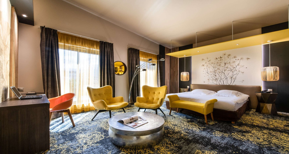 Bedroom 2, Best Western Aquakub, Savoie