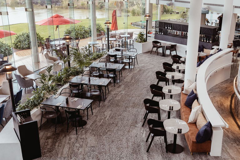 Food & Drinks 5, Rydges Formosa Auckland Golf Resort, Manukau
