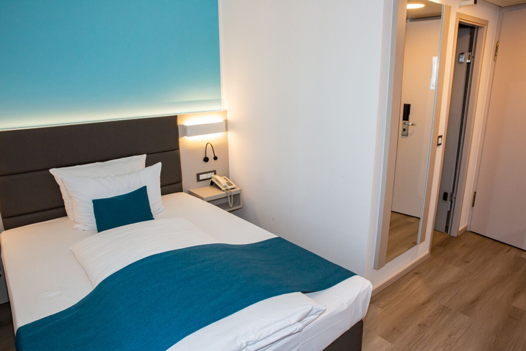 Bedroom 4, Hotel Kapuziner Hof, Biberach